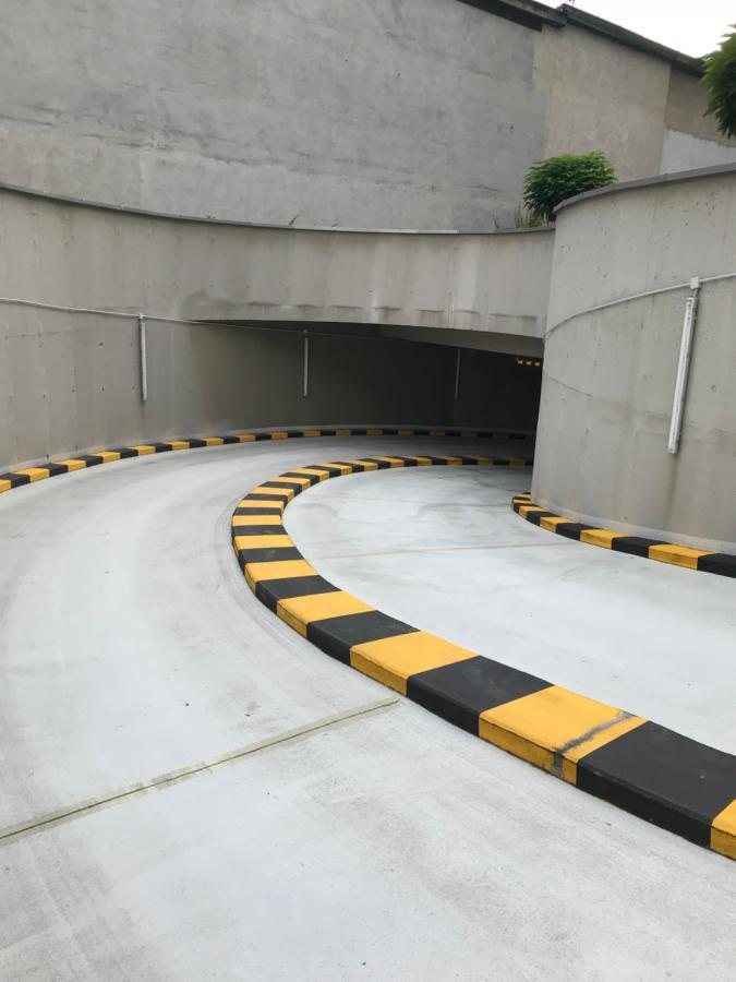 Leo Apartment Free Parking!!! 브라티슬라바 외부 사진