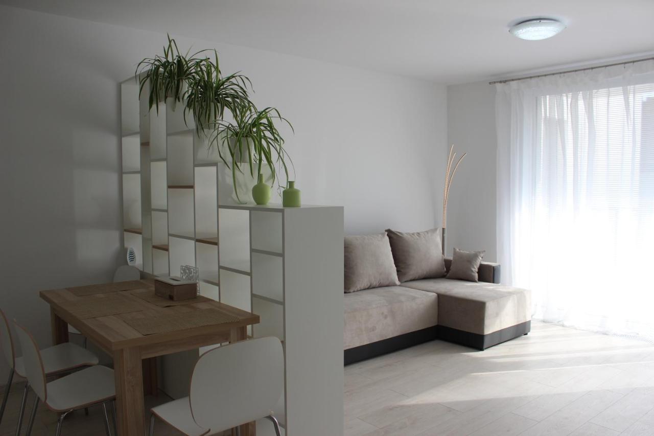 Leo Apartment Free Parking!!! 브라티슬라바 외부 사진